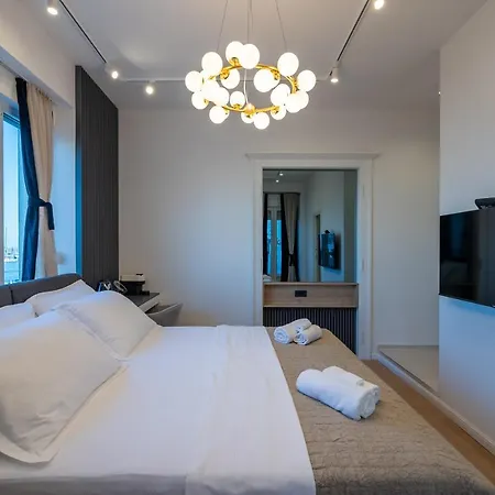 Lusso Apartment With Sea View Split Exterior photo